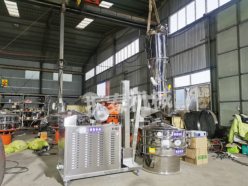 新能源行業(yè)鋰電池材料真空上料機(jī)的應(yīng)用