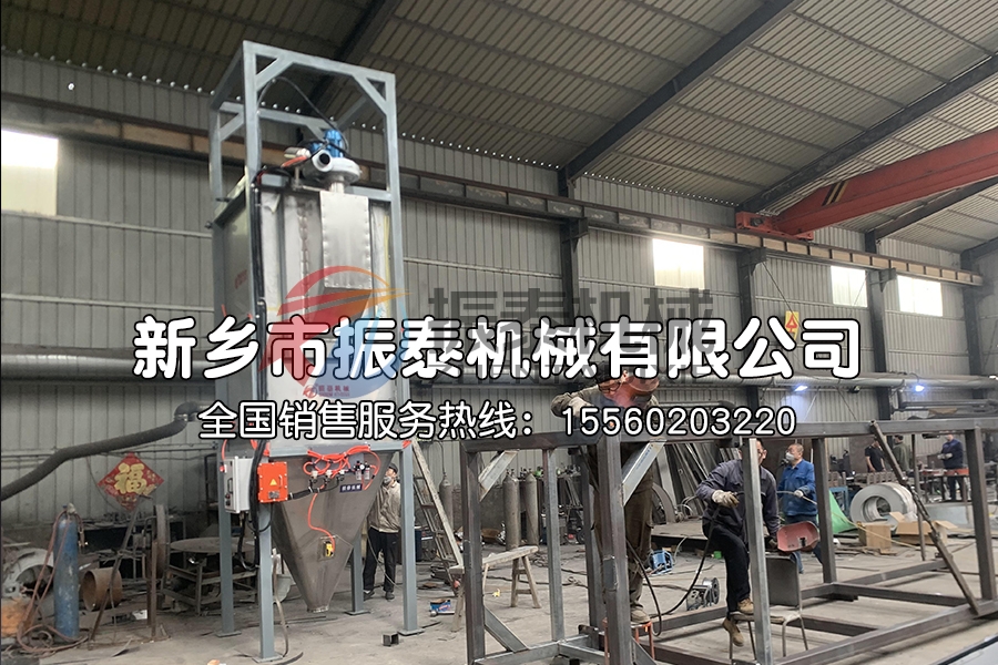 噸袋拆包機(jī)投料過程中如何解決物料結(jié)塊問題？